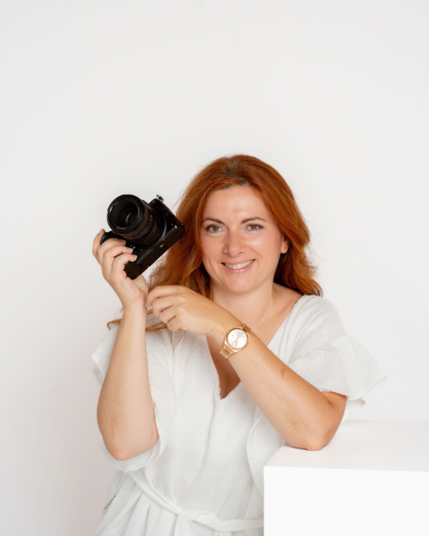 Poslovna fotografija klijentice, vlasnice brenda Tea Mamika